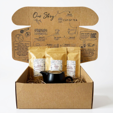 Black Tea & Teapot Gift Box Black Tea & Teapot Gift Box
