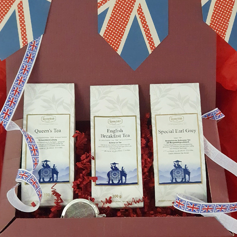 Queens Platinum Jubilee Tea Gift Box